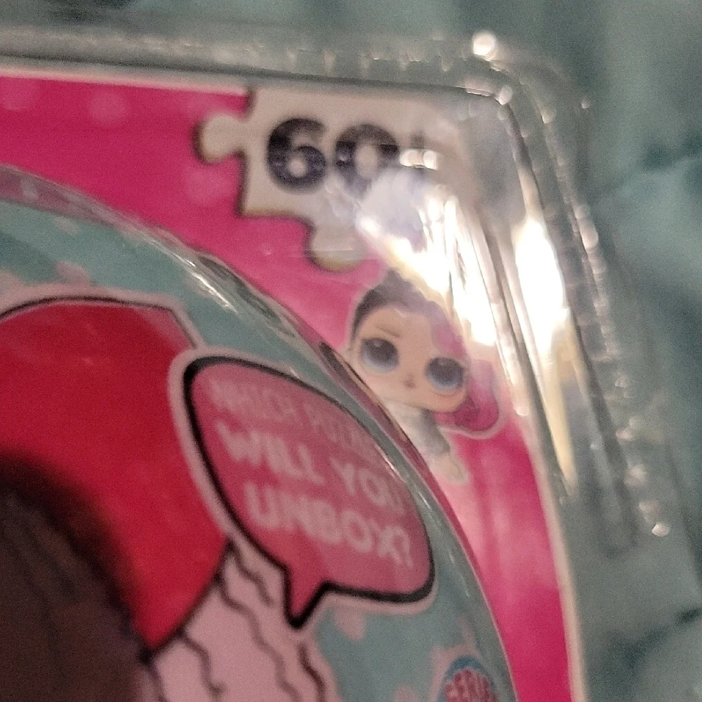Puzzle L.O.L. Surprise! 60 Pieces with Pink and Blue LoL Doll Design